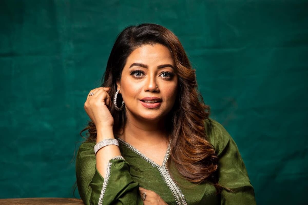 শৈশবের গ্রামীণ ঈদ স্মৃতিতে কনার আবেগঘন প্রকাশ