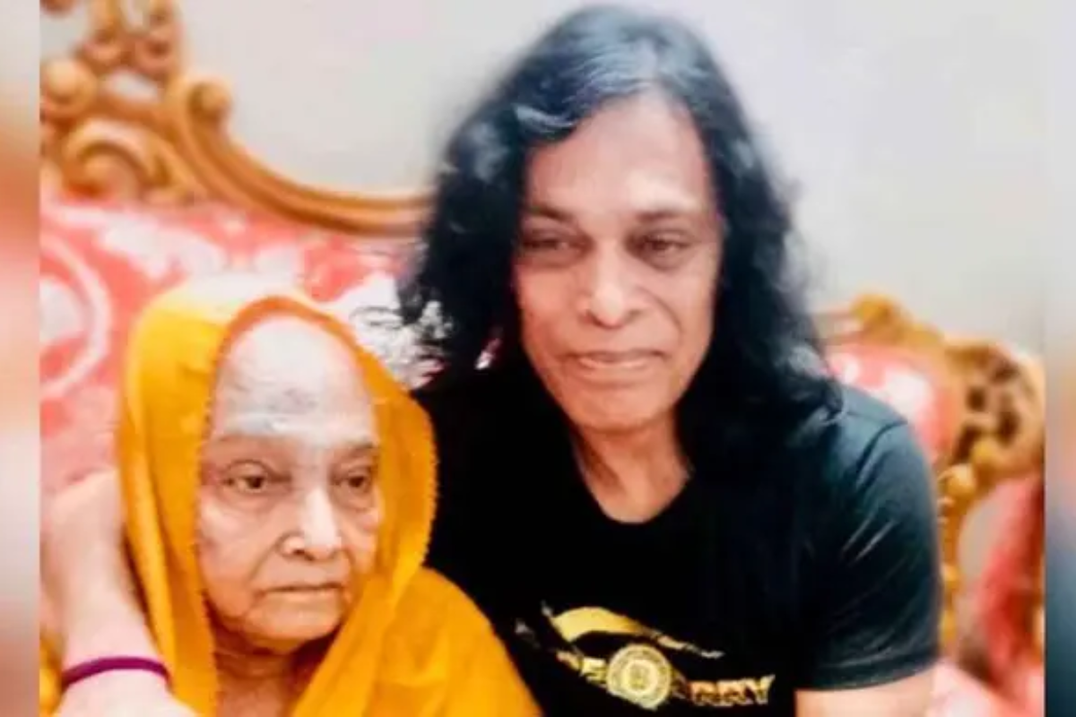 সংগীতশিল্পী হাসানের মাতৃবিয়োগ: রৌশনারা আজিজের প্রয়াণ ও দাফন সম্পন্ন