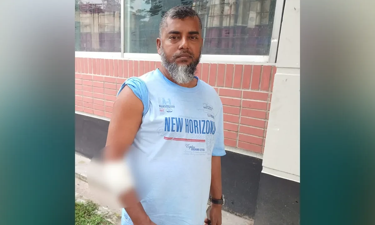 সাংবাদিক মঈনুল হক লিপু আহত হামলায়