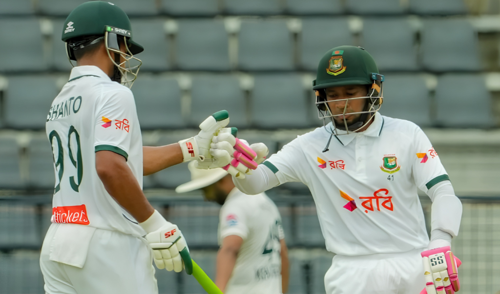 সিলেট টেস্ট দ্বিতীয় দিন শেষে ১৫৬ রানে এগিয়ে বাংলাদেশ সিলেট টেস্ট: দ্বিতীয় দিন শেষে ১৫৬ রানে এগিয়ে বাংলাদেশ