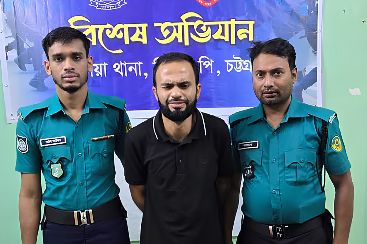 ৫০ হাজার ইয়াবাসহ চট্টগ্রামে খুলনা জেলা পুলিশের কনস্টেবল গ্রেপ্তার