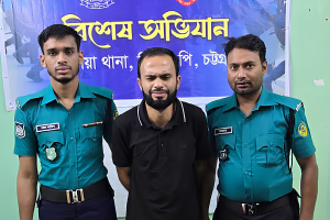 ৫০ হাজার ইয়াবাসহ চট্টগ্রামে খুলনা জেলা পুলিশের কনস্টেবল গ্রেপ্তার