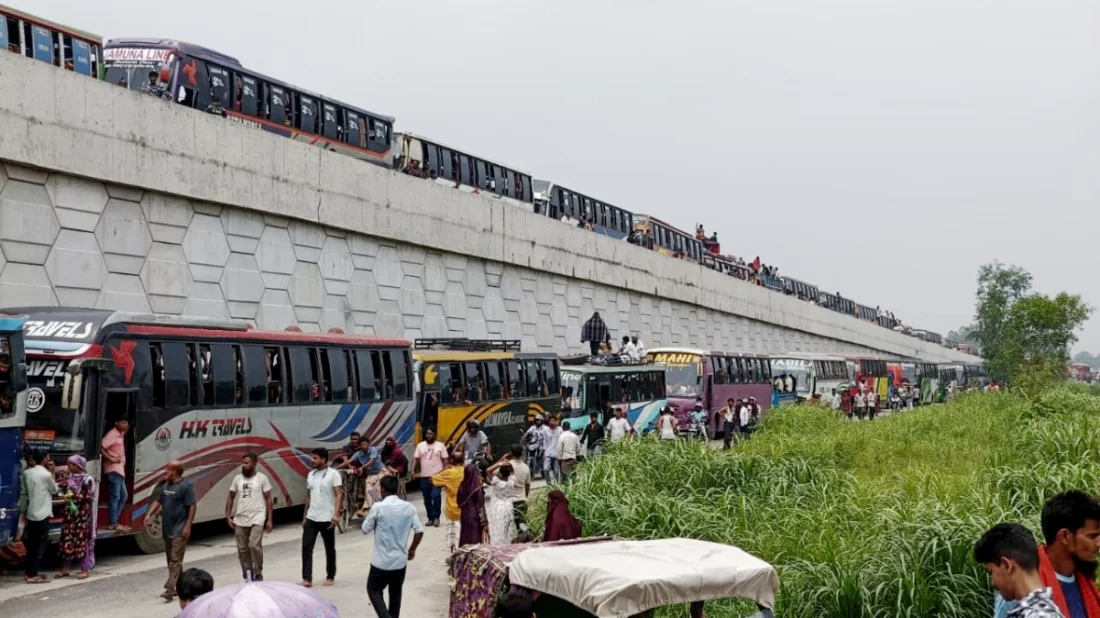 যমুনা সেতু পশ্চিমে ভয়াবহ যানজট