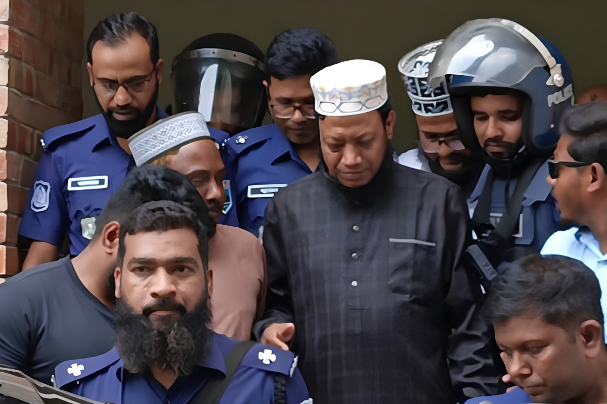 আত্মসমর্পণের পর সিরাজগঞ্জের আদালতে স্থায়ী জামিন পেলেন সংসদ সদস্য মুফতি আমির হামজা