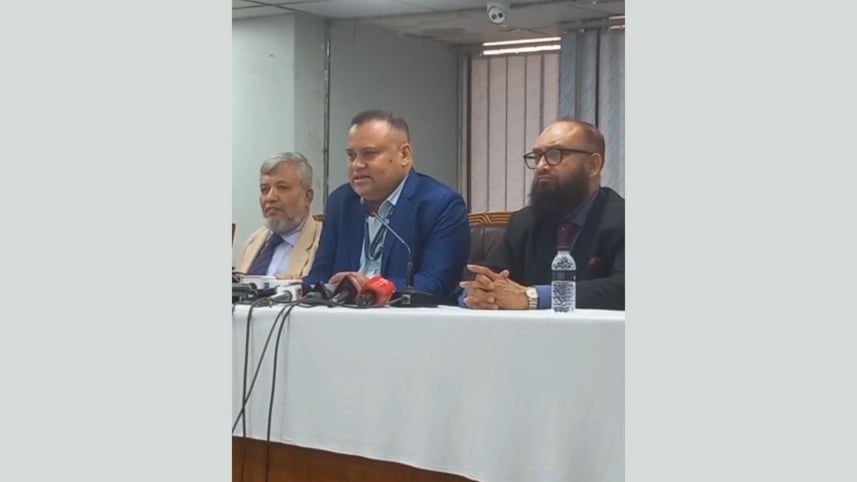 ইসলামী ব্যাংকের নতুন অন্তর্বর্তীকালীন চেয়ারম্যানের আশ্বস্তবার্তা: আমানতকারীদের আস্থা ফেরানোর উদ্যোগ 2 ইসলামী ব্যাংকের নতুন অন্তর্বর্তীকালীন ইসলামী ব্যাংকের নতুন অন্তর্বর্তীকালীন চেয়ারম্যানের আশ্বস্তবার্তা: আমানতকারীদের আস্থা ফেরানোর উদ্যোগ
