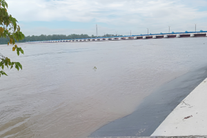 উজানের ঢলে তিস্তার পানি বৃদ্ধি: নীলফামারীর নিম্নাঞ্চল প্লাবিত, বন্যার আশঙ্কা