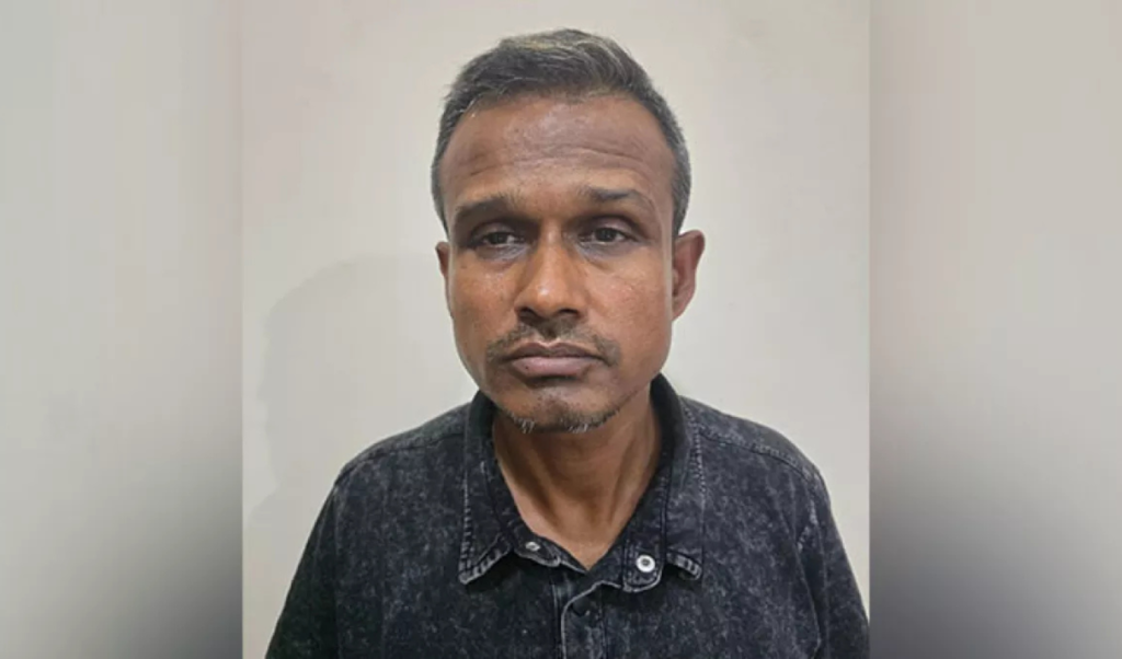 কুকুরকে ধারালো অস্ত্র দিয়ে জখম বগুড়ায় ফার্নিচার ব্যবসায়ী গ্রেপ্তার কুকুরকে ধারালো অস্ত্র দিয়ে জখম, বগুড়ায় ফার্নিচার ব্যবসায়ী গ্রেপ্তার