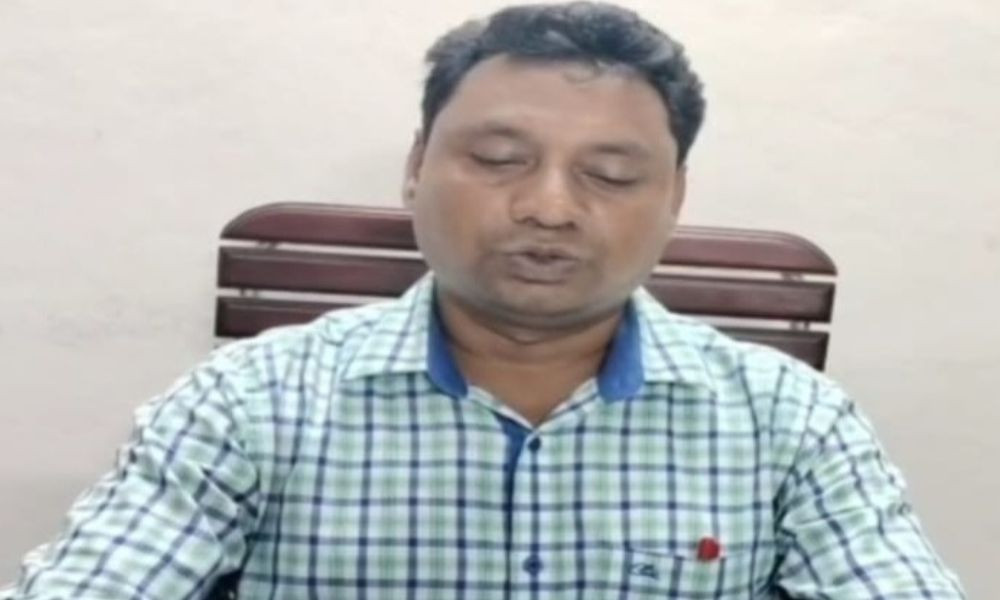 ঘুস দাবির অভিযোগ পিআইওর বিরুদ্ধে ঘুস দাবির অভিযোগ পিআইওর বিরুদ্ধে