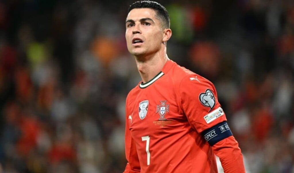 ছয় বিশ্বকাপে গোল করে রোনালদোর অনন্য ইতিহাস ছয় বিশ্বকাপে গোল করে রোনালদোর অনন্য ইতিহাস
