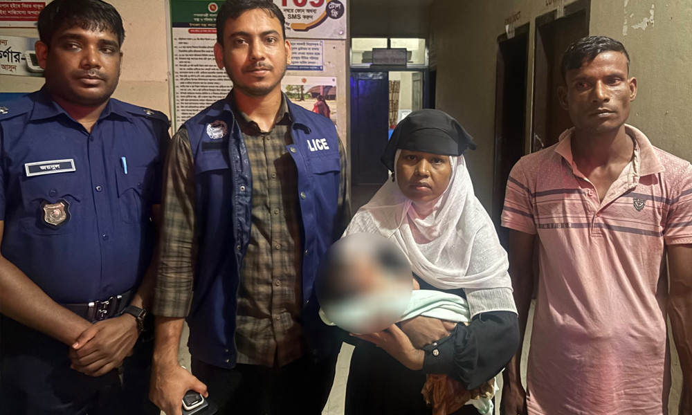 ছাতকে হাসপাতাল থেকে নবজাতক উদ্ধার ছাতকে হাসপাতাল থেকে নবজাতক উদ্ধার