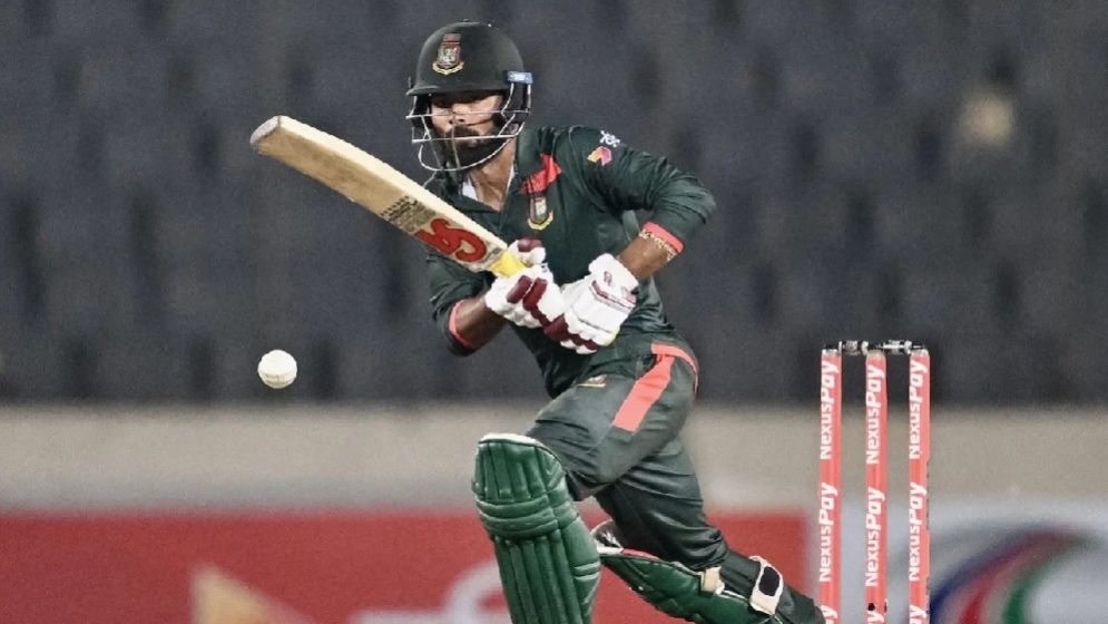 তাওহিদের একক লড়াইয়ে ১০৯ রানের পুঁজি তাওহিদের একক লড়াইয়ে ১০৯ রানের পুঁজি