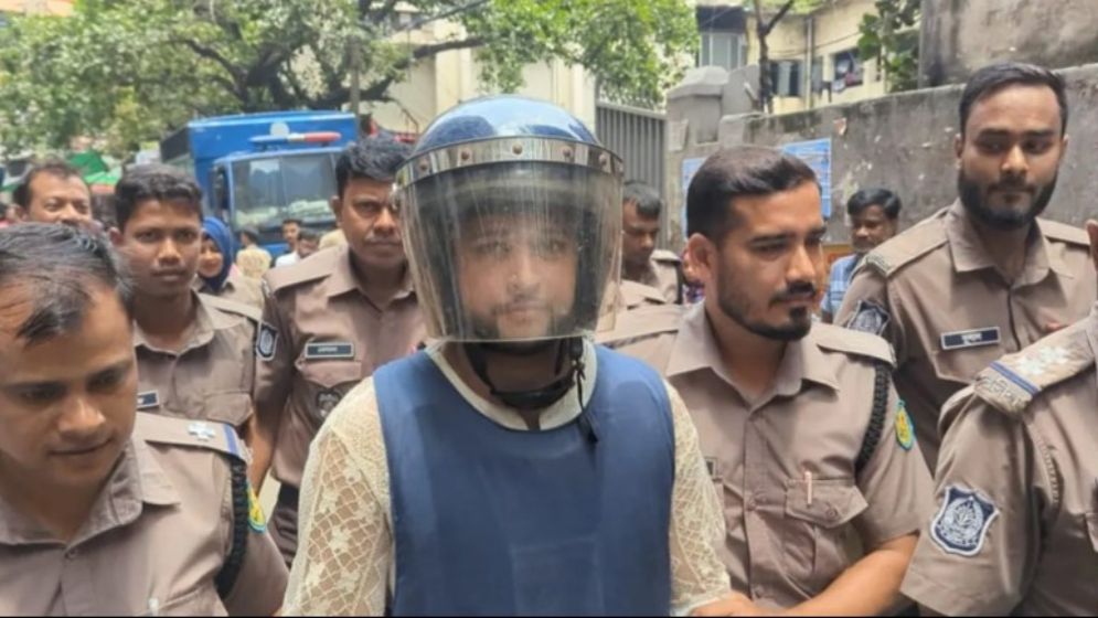 তৌহিদ আফ্রিদির প্রতারণা মামলায় গ্রেফতার তৌহিদ আফ্রিদির প্রতারণা মামলায় গ্রেফতার