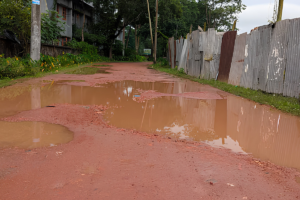 পটুয়াখালীতে ঠিকাদার নিখোঁজ: ২২ মাস ধরে ৫৫ সেতু ও ৭ সড়কের নির্মাণকাজ স্থবির