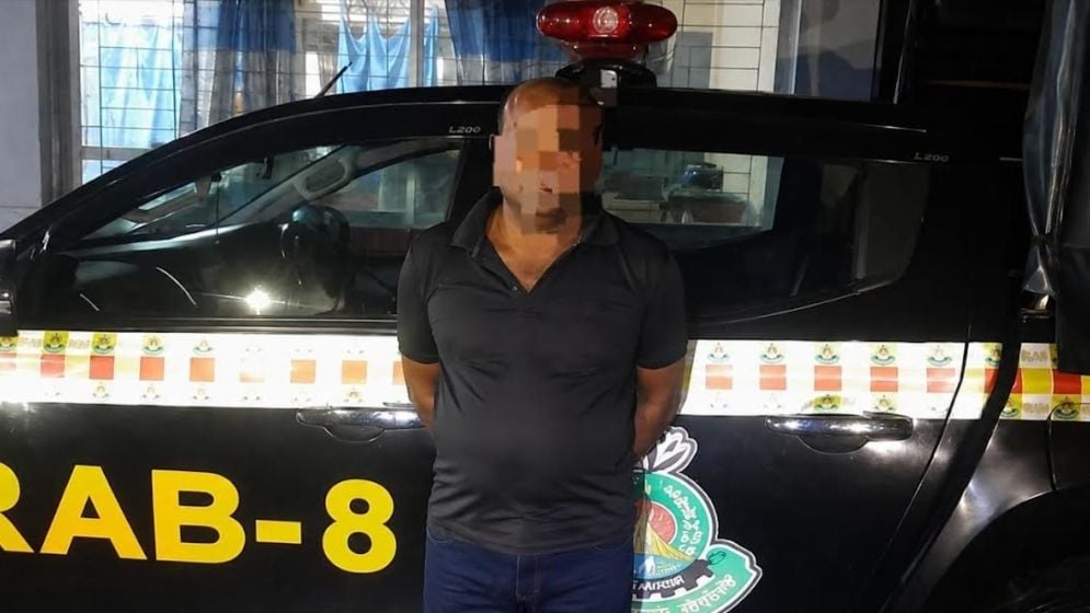 পরকীয়া দেখে ফেলায় শাশুড়ি হত্যা প্রধান আসামি গ্রেফতার পরকীয়া দেখে ফেলায় শাশুড়ি হত্যা, প্রধান আসামি গ্রেফতার