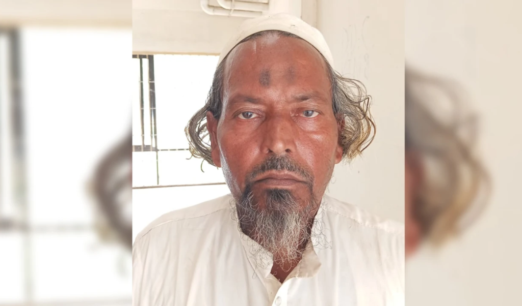পুত্রবধূকে ধর্ষণের অভিযোগে চুয়াডাঙ্গায় শ্বশুর গ্রেফতার পুত্রবধূকে ধর্ষণের অভিযোগে চুয়াডাঙ্গায় শ্বশুর গ্রেফতার