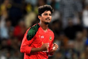 বোলারদের সুযোগ নিয়ে মেহেদীর প্রশ্ন