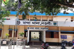 মান্দায় আম পাড়া নিয়ে বিরোধে বৃদ্ধকে পিটিয়ে হত্যা, আটক ২
