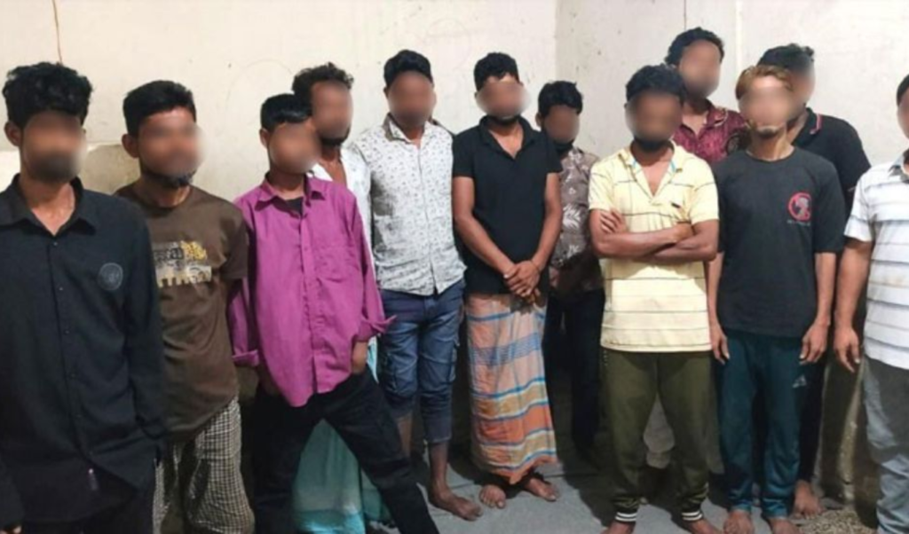 মুগদায় পুলিশের বিশেষ অভিযানে গ্রেপ্তার ১৫ জন অপরাধী মুগদায় পুলিশের বিশেষ অভিযানে গ্রেপ্তার ১৫ জন অপরাধী