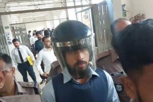রিমান্ড শেষে কারাগারে অভিনেতা জাহের আলভী