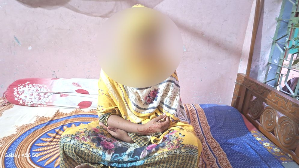 সাতদিন ধরে প্রেমিকের বাড়িতে কলেজছাত্রীর অবস্থান অব্যাহত সাতদিন ধরে প্রেমিকের বাড়িতে কলেজছাত্রীর অবস্থান অব্যাহত
