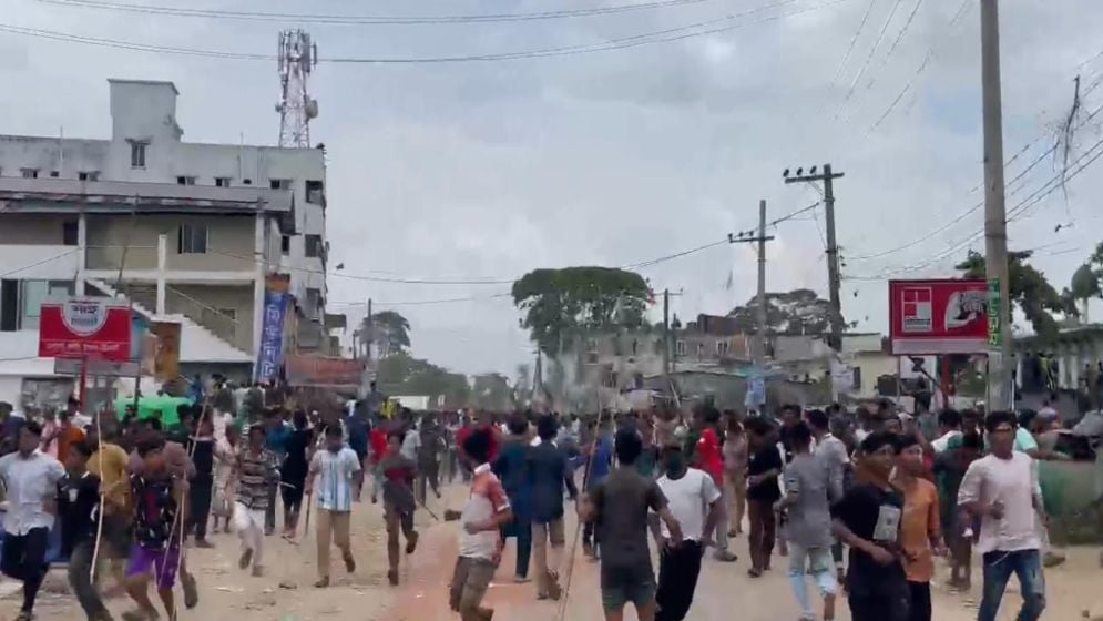 সুদের বিরোধে সরাইলে টানা তৃতীয় দিনের সংঘর্ষ