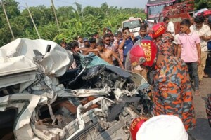 স্বামীর লাশের সঙ্গে ফিরল স্ত্রীর নিথর দেহ