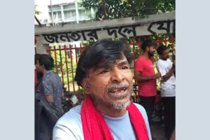 হাসনাত আব্দুল্লাহর কাছে ৮০০ টাকা পাওয়ার দাবি
