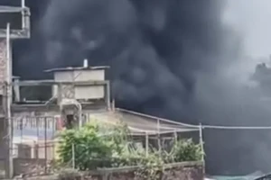 কামরাঙ্গীরচরে জুতার কারখানায় অগ্নিকাণ্ড