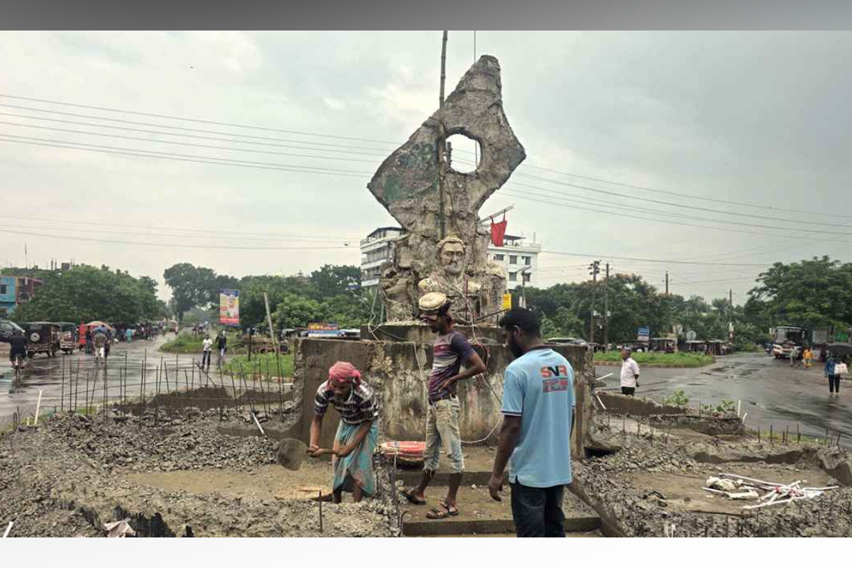 গণমাধ্যমে সংবাদ প্রকাশের পর বীরশ্রেষ্ঠ হামিদুর রহমানের ভাস্কর্য ভাঙা স্থগিত