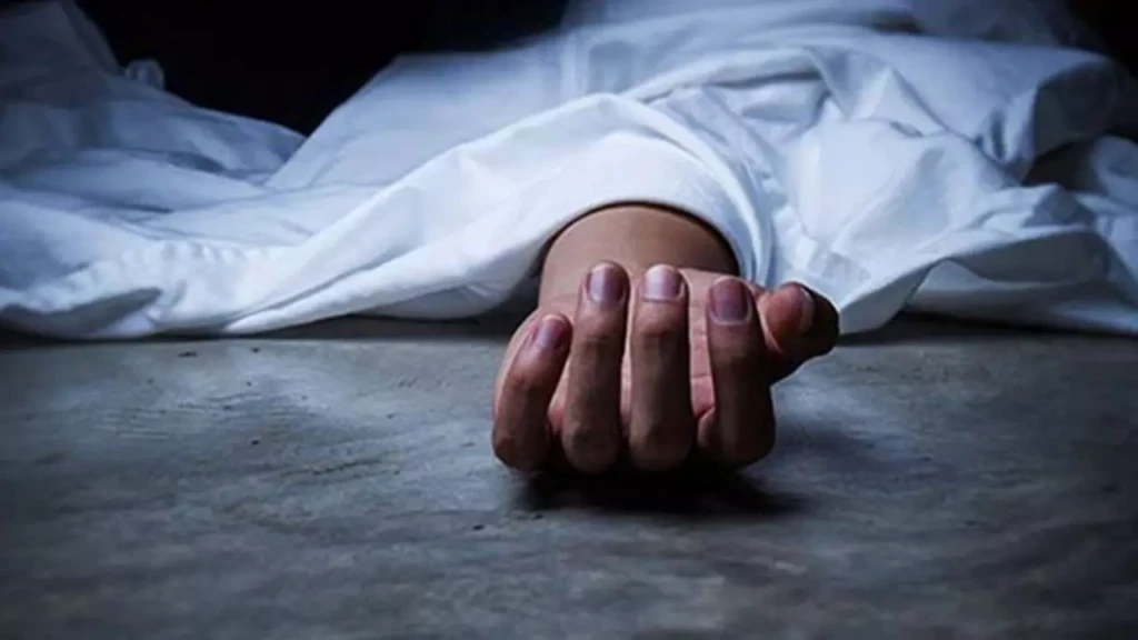 চুনারুঘাটে পৃথক ঘটনায় একদিনেই ৩ জনের প্রাণহানি চুনারুঘাটে পৃথক ঘটনায় একদিনেই ৩ জনের প্রাণহানি