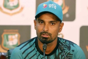 চোটে এলপিএল থেকে সরে দাঁড়ালেন লিটন