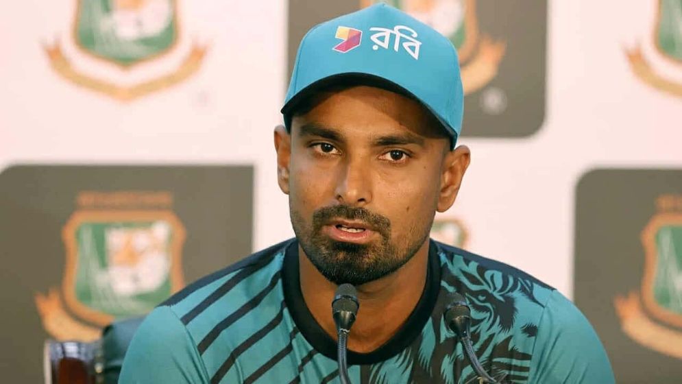 চোটে এলপিএল থেকে সরে দাঁড়ালেন লিটন