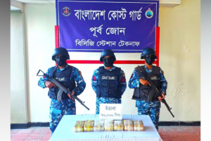 টেকনাফে অটোরিকশা থেকে সাড়ে ৩ কোটি টাকার ইয়াবা জব্দ