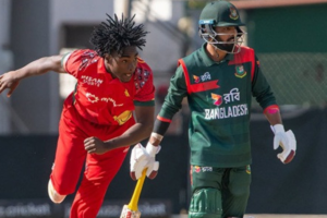 নাহিদ রানার ইতিহাস গড়ার দিনেও ওয়ানডেতে বাংলাদেশের চরম ব্যাটিং বিপর্যয়