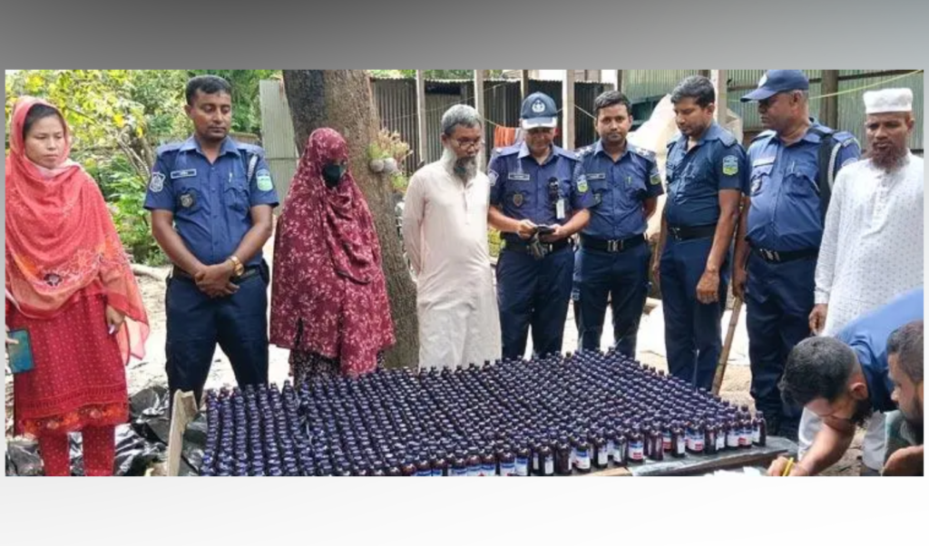 নেত্রকোনায় ৭৪০ বোতল ফেনসিডিলসহ বাবা মেয়ে গ্রেপ্তার নেত্রকোনায় ৭৪০ বোতল ফেনসিডিলসহ বাবা-মেয়ে গ্রেপ্তার