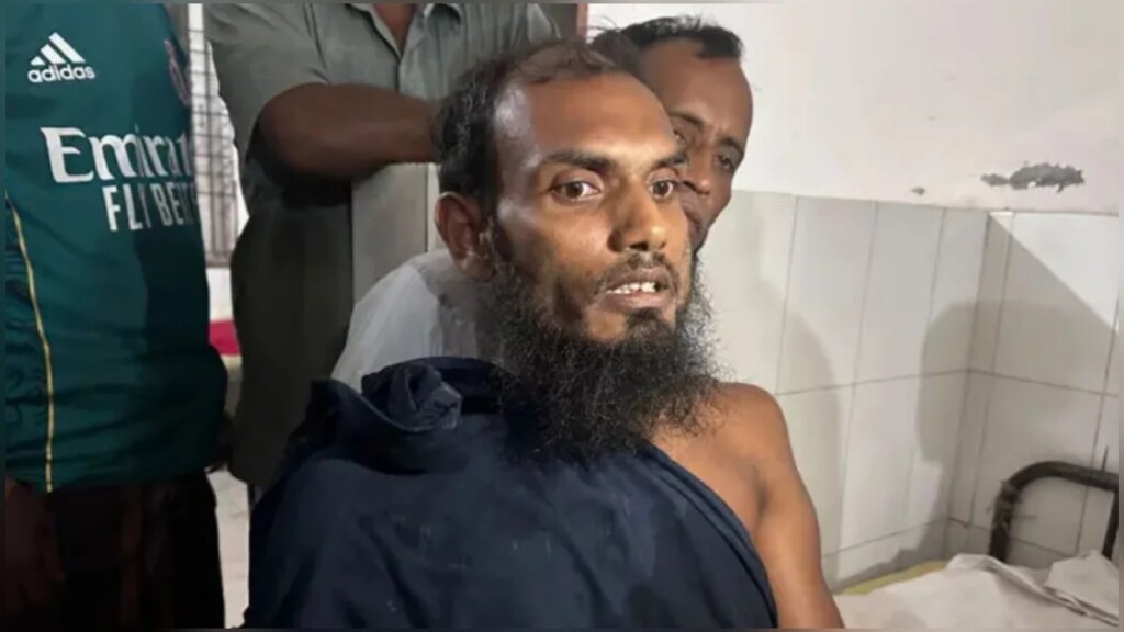 পরকীয়ার অভিযোগে জামায়াত নেতাকে মারধর 4 পরকীয়ার অভিযোগে জামায়াত নেতাকে মারধর পরকীয়ার অভিযোগে জামায়াত নেতাকে মারধর
