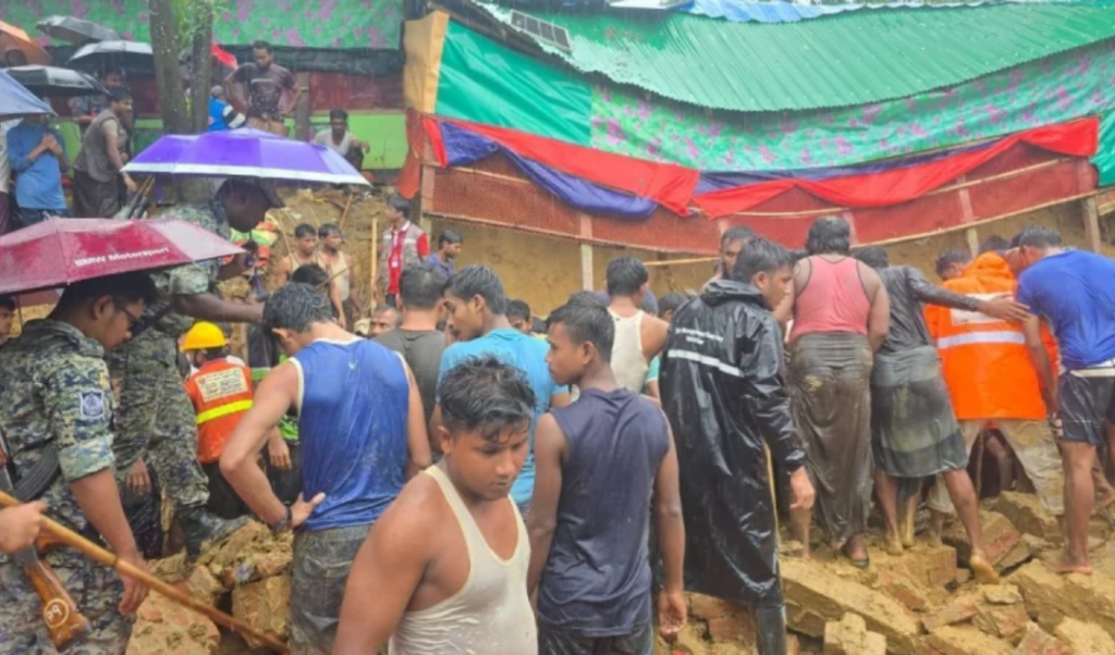 পাহাড়ধসে চট্টগ্রাম ও কক্সবাজারে ৩০ মৃত্যু সংসদে ত্রাণমন্ত্রীর বিবৃতি পাহাড়ধসে চট্টগ্রাম ও কক্সবাজারে ৩০ মৃত্যু, সংসদে ত্রাণমন্ত্রীর বিবৃতি