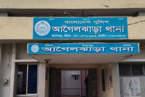 বরিশালে থানা ঘেরাও করে পুলিশ-স্বজন সংঘর্ষ, আহত ৬