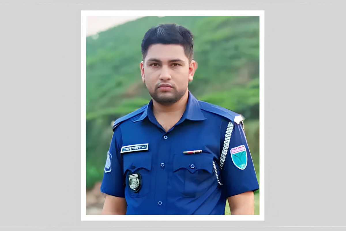 বিয়ের প্রলোভনে নার্সকে ধর্ষণ: ৮ লাখ আত্মসাৎ করার অভিযোগ পুলিশ সদস্যের বিরুদ্ধে