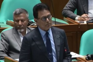 বৈরী আবহাওয়ায় এইচএসসিতে বিশেষ পরীক্ষার সুযোগ