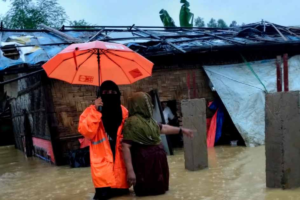 ভারী বৃষ্টিতে কক্সবাজারে ১০ রোহিঙ্গার মৃত্যু, ক্ষতিগ্রস্ত ১৬ হাজার
