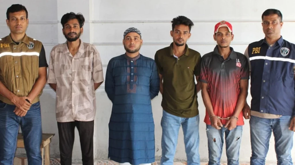 মায়ের অপমানের প্রতিশোধে যুবক হত্যার দাবি পিবিআইয়ের মায়ের অপমানের প্রতিশোধে যুবক হত্যার দাবি পিবিআইয়ের