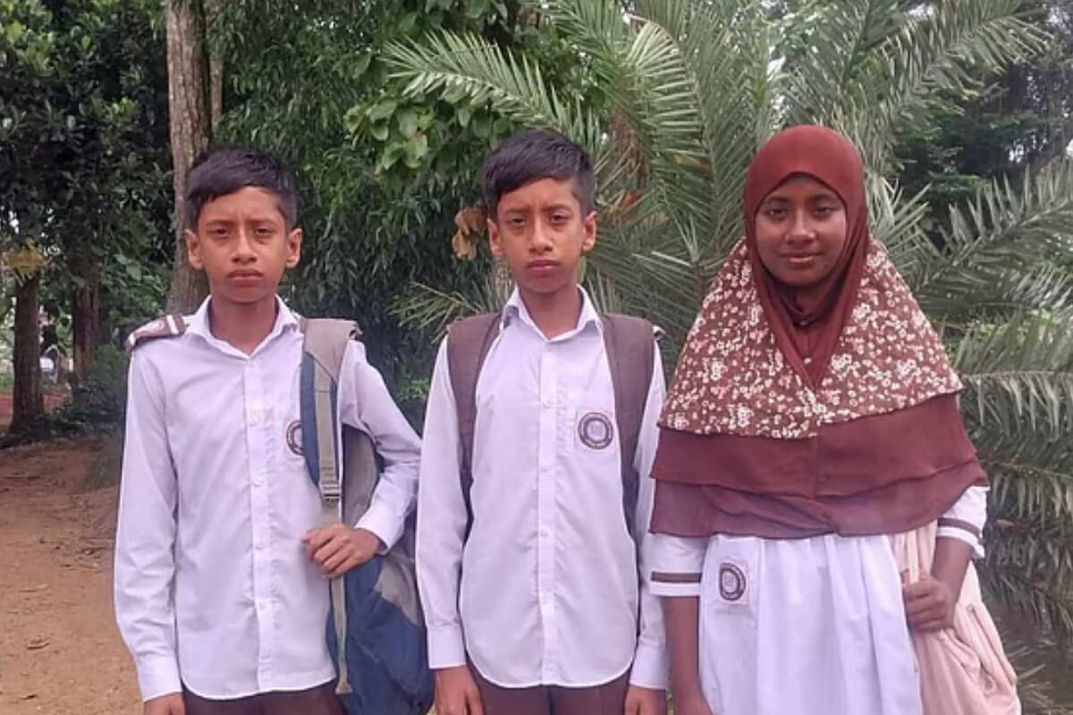 মেধার জয়জয়কার: সখীপুরে প্রাথমিকে ট্যালেন্টপুলে বৃত্তি পেল যমজ তিন ভাইবোন