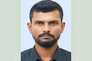 সন্ত্রাসী হামলায় চালক খুন, লাশ ট্রাকে নিয়ে মীরসরাইয়ে এলেন হেলপার