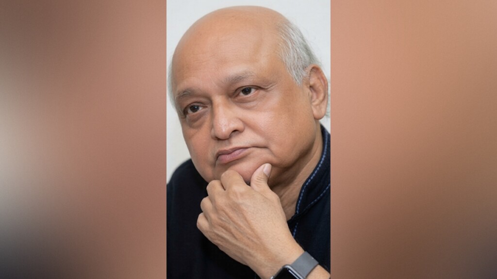 স্মরণ — ওস্তাদ শাহাদাত হোসেন খান স্মরণ — ওস্তাদ শাহাদাত হোসেন খান