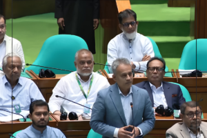 ২০৩০ সালের মধ্যে ৩০ শতাংশ ইলেকট্রিক যানবাহনের লক্ষ্য সেতুমন্ত্রীর