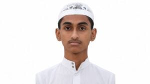 কুরআন প্রতিযোগিতায় বিশ্বসেরা বাংলাদেশি জাকারিয়া কুরআন প্রতিযোগিতায় বিশ্বসেরা বাংলাদেশি জাকারিয়া