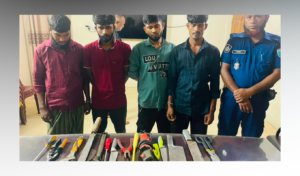 কেরানীগঞ্জে আইন শৃঙ্খলার অবনতি, ডাকাতির প্রস্তুতিকালে দেশীয় অস্ত্রসহ গ্রেপ্তার ৪