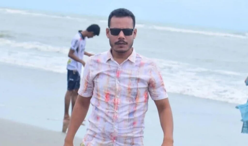গর্ভবতী নারীকে ছাত্রদল নেতা মিলন ঢালীর ধর্ষণের চেষ্টা 4 গর্ভবতী নারীকে ছাত্রদল নেতা মিলন ঢালীর ধর্ষণের চেষ্টা