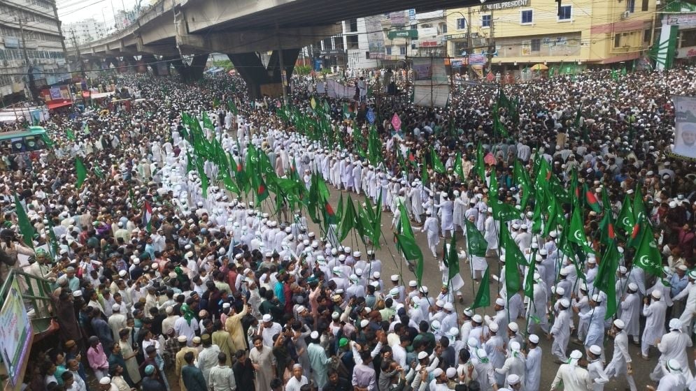 চট্টগ্রামে ঈদে মিলাদুন্নবীর জশনে জুলুসে লাখো মানুষ 2 চট্টগ্রামে ঈদে মিলাদুন্নবীর জশনে জুলুসে লাখো মানুষ চট্টগ্রামে ঈদে মিলাদুন্নবীর জশনে জুলুসে লাখো মানুষ
